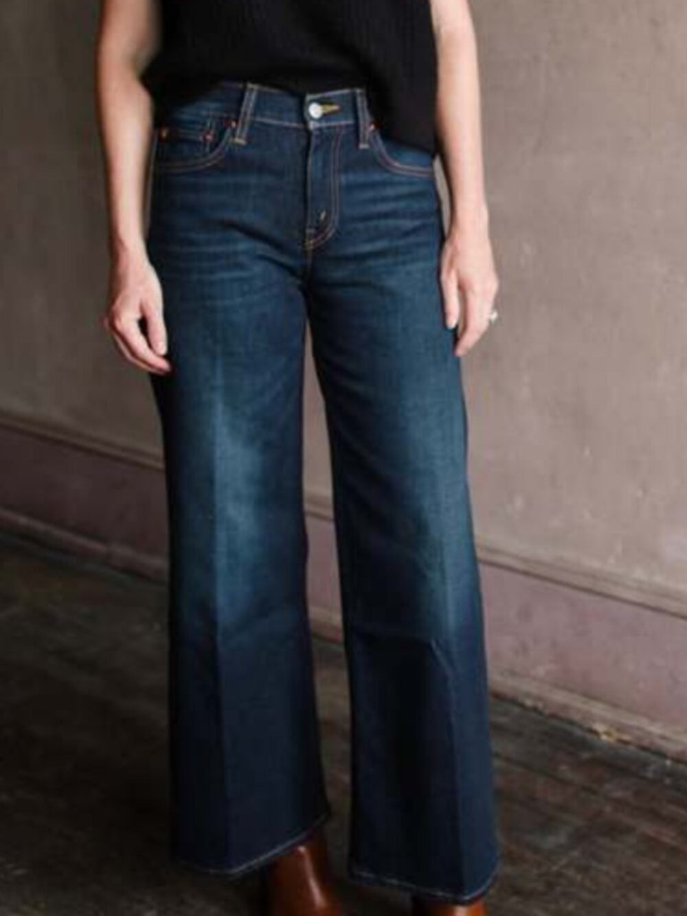 RE/DONE Mid Rise Wide Leg Crop in Barely Worn